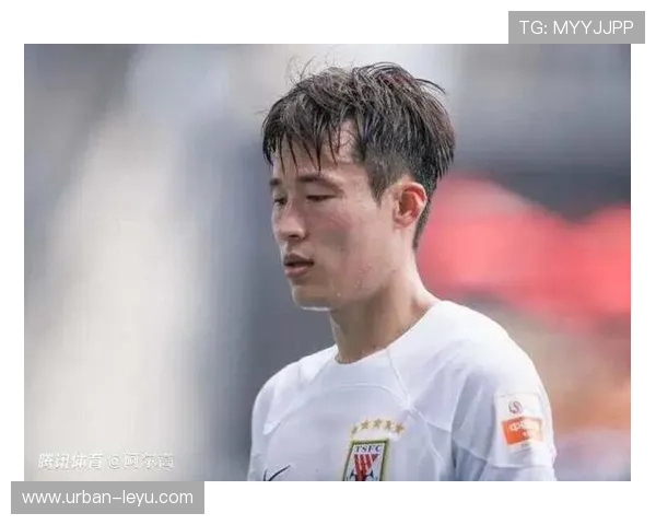 孙准浩回家一开门，鞋架上全是名牌，邻居都看傻了！