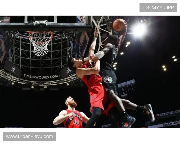 安东尼·爱德华兹挡拆制造错位，得分效率超上季