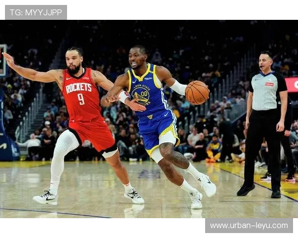 杰伦·格林突破拉开与库明加的得分差距提升火箭锋线攻击力